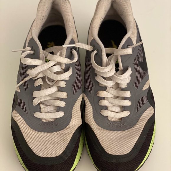 Nike Air Max 1 - Neon Sole - Picture 2 of 3